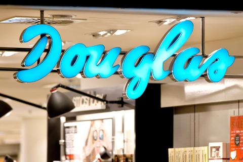 Wie geht denn das? DouglasFilialen trotz Lockdowns